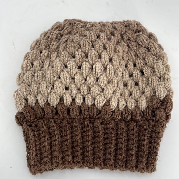 Handmade Napper bun beanie ponytail stocking cap one size NEW brown tan cream - Picture 1 of 8